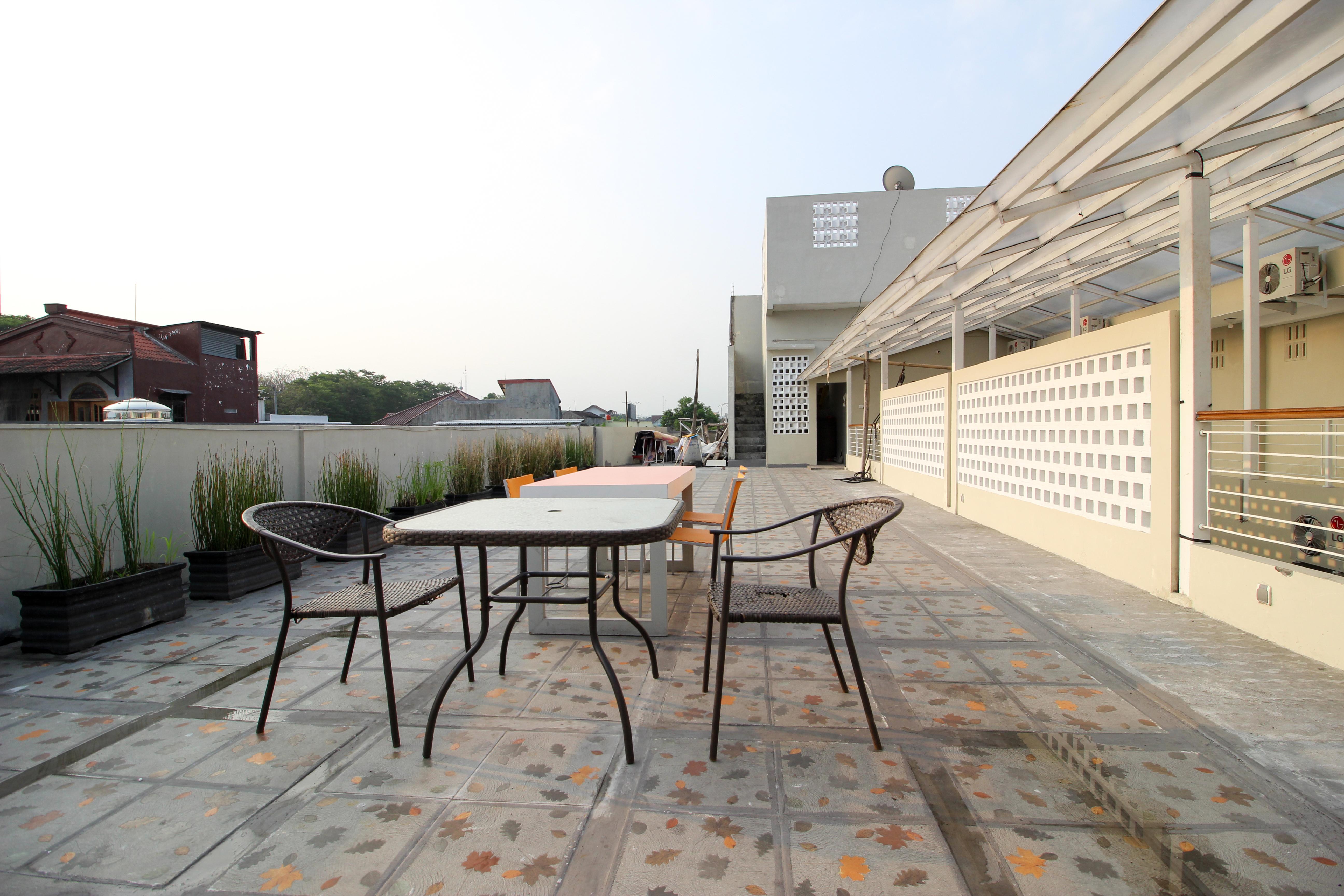 Reddoorz Plus Near Upn Jogjakarta 2 Maguwo Dış mekan fotoğraf