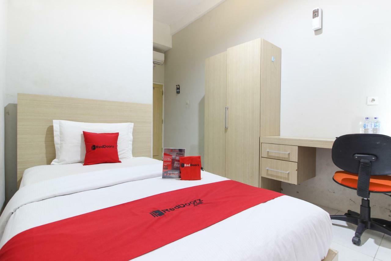 Reddoorz Plus Near Upn Jogjakarta 2 Maguwo Dış mekan fotoğraf